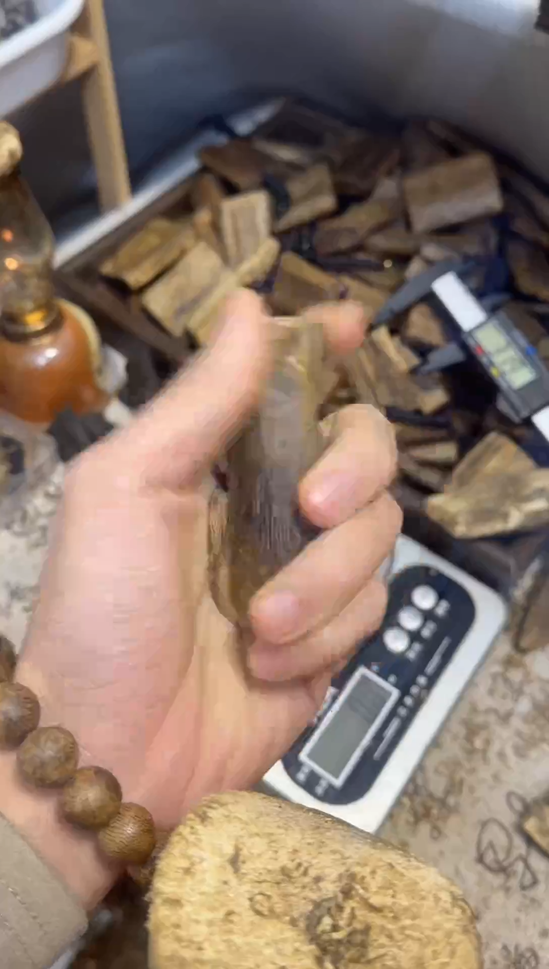 沉香沉香碎屑张勺子