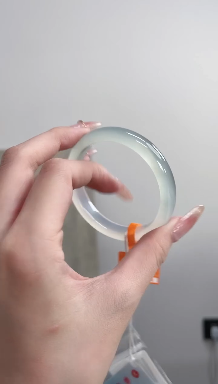 【闪购商品】玛瑙/玉髓手镯未镶嵌54圈