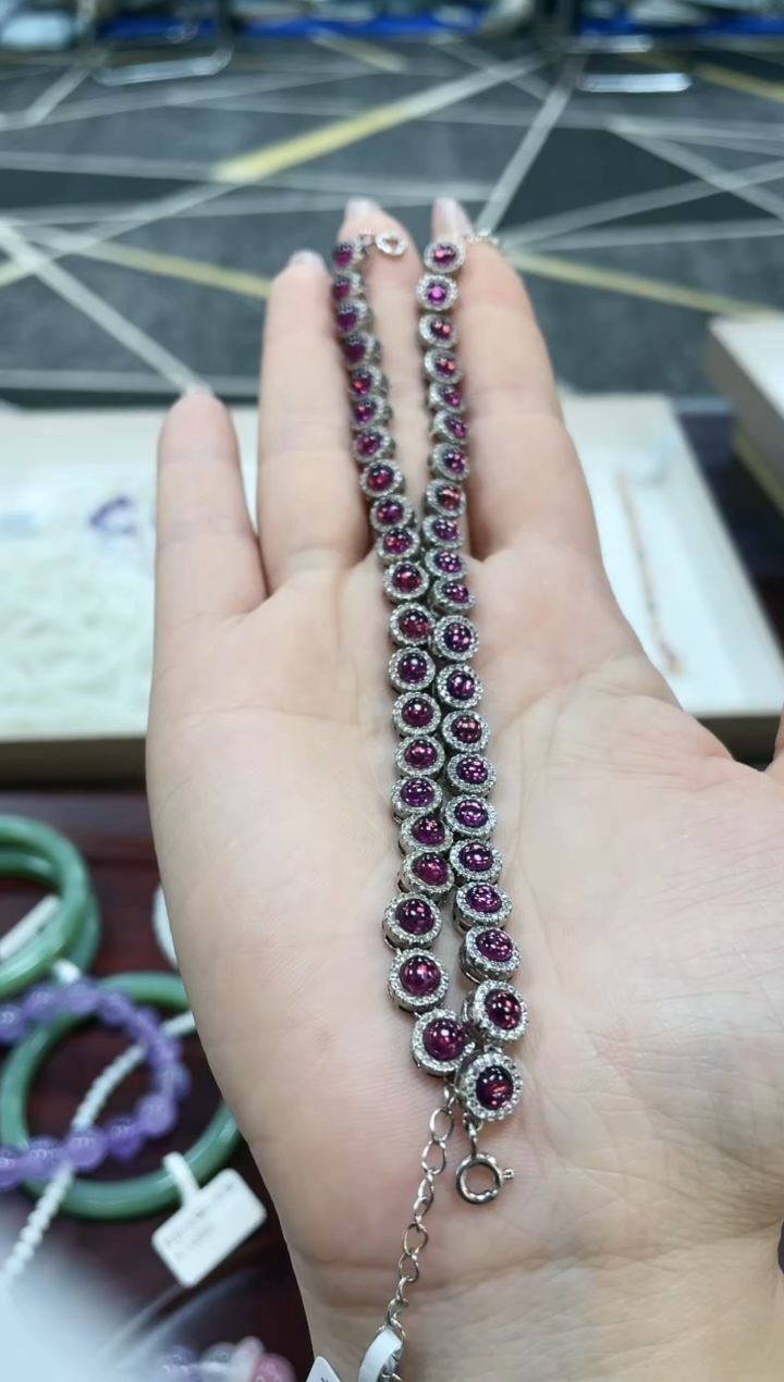 【闪购商品】石榴石手链未镶嵌XQ  石榴石手链  多样发一