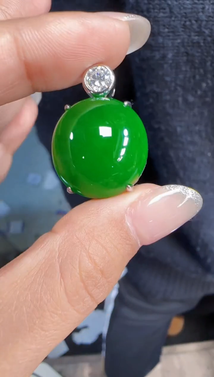 未镶嵌定制翡翠翡翠吊坠150