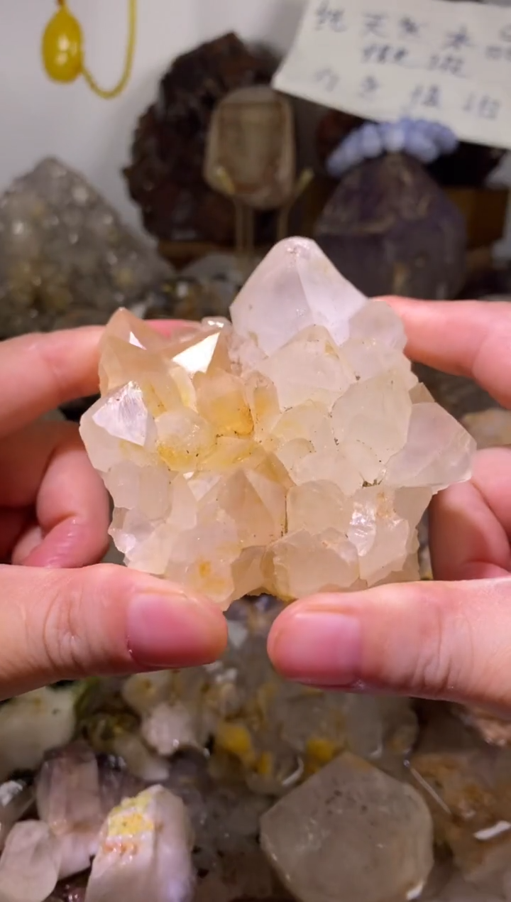 未镶嵌珠宝半成品水晶3号294g马岛晶花