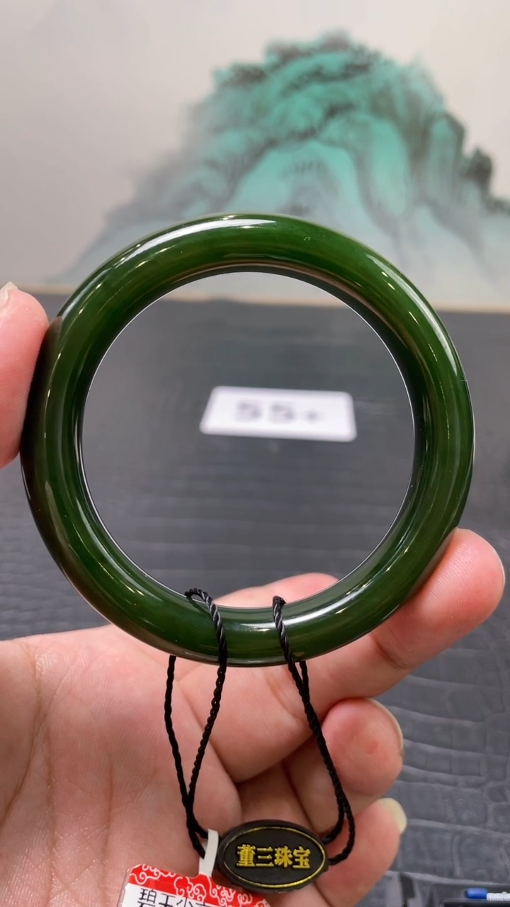 未镶嵌手镯和田玉（碧玉）菊**?55+