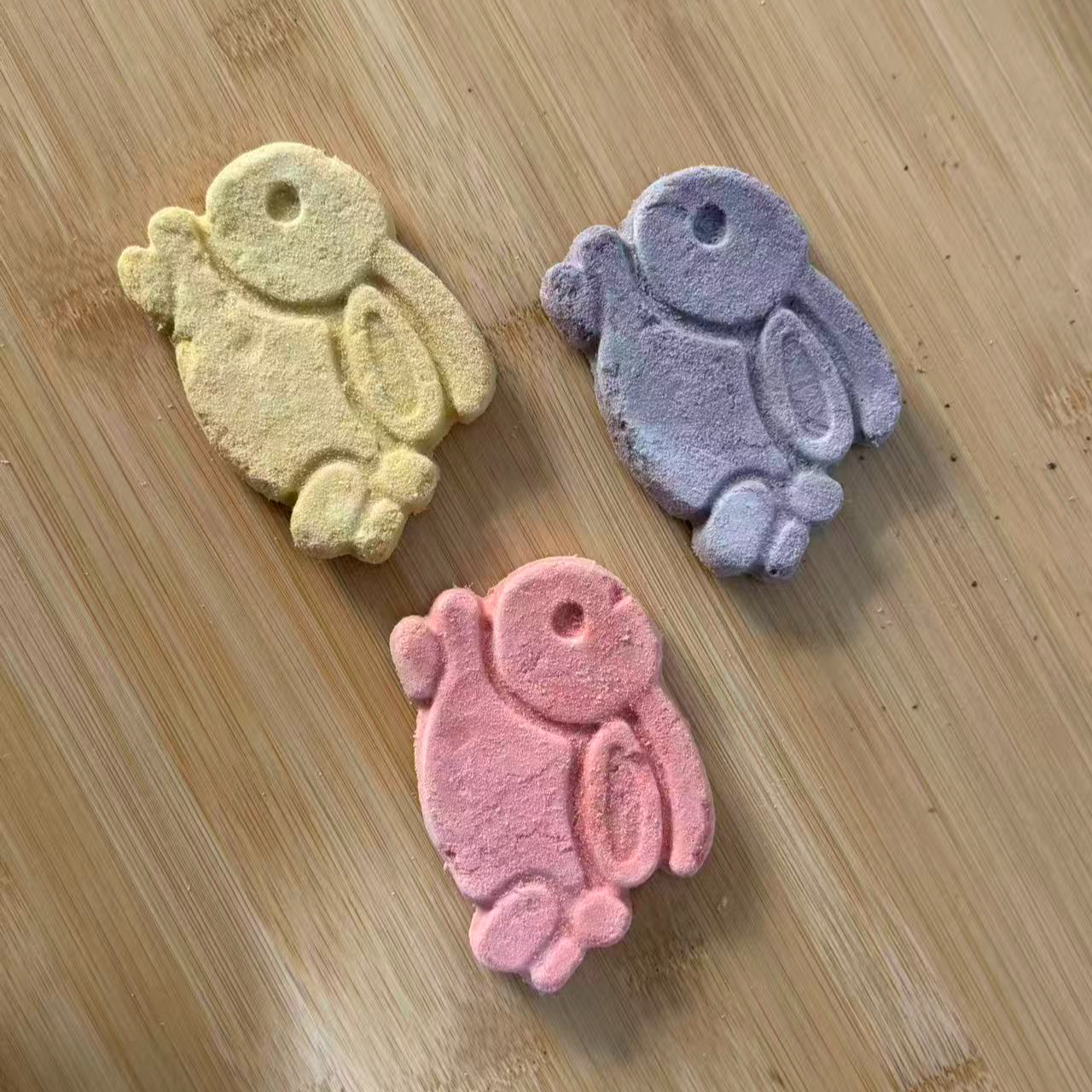 断版ln兔子月饼宠物零食冻干尾货 进sm