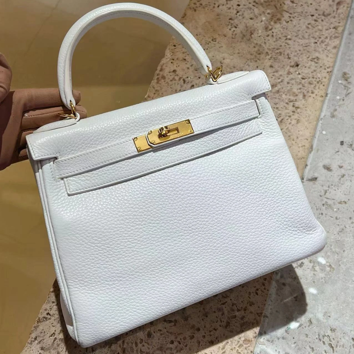95新 Hermes/爱马仕 kelly32单肩包/纯白色框Q刻/251210LYPYL07
