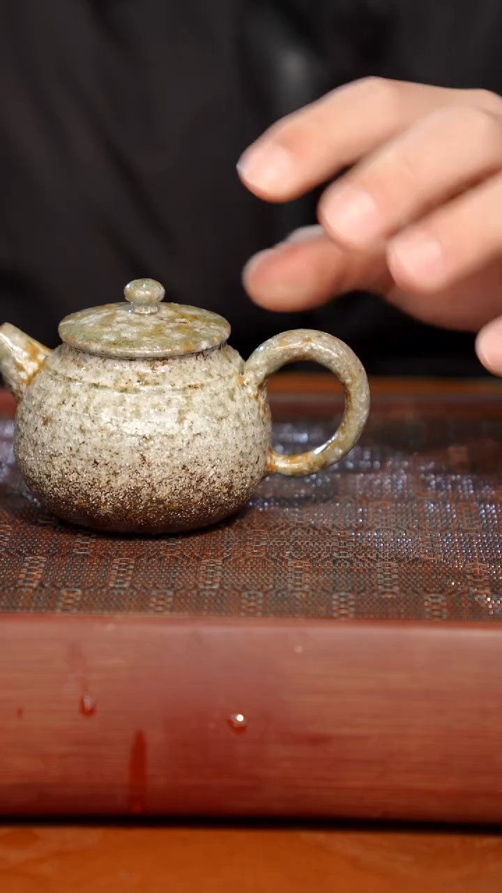 陶瓷奢瓷/瑞寅柴烧茶器（壶）353微瑕