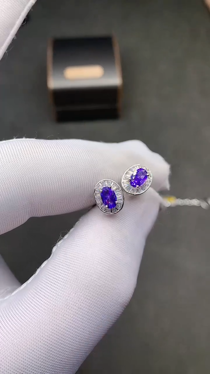 【闪购商品】彩色蓝宝石耳饰银S925镶嵌...........