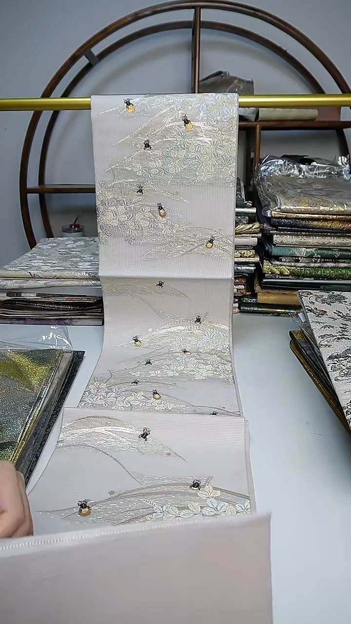 织绣13萤火虫萤火虫