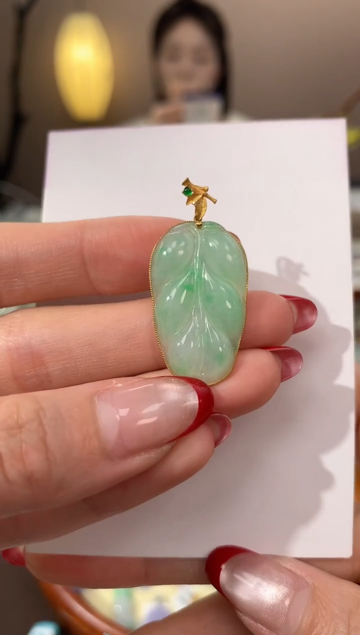 【闪购商品】翡翠颈饰18K金镶嵌天然缅甸a货翡翠