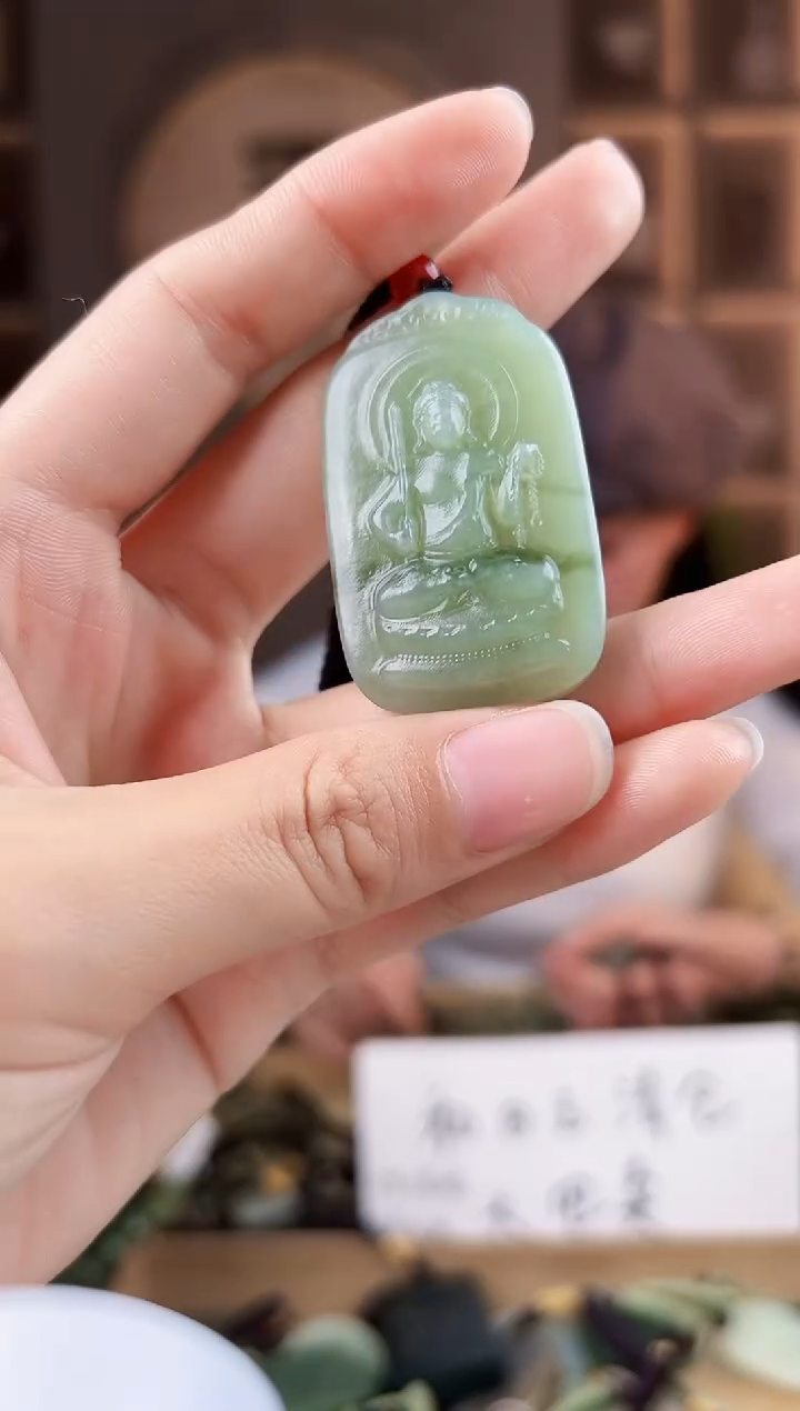 颈饰未镶嵌和田玉拍一发一，多样性发货