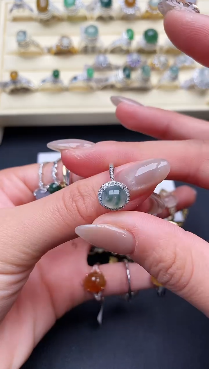 【闪购商品】翡翠戒指银S925镶嵌缅甸天然A货翡翠111   10-3