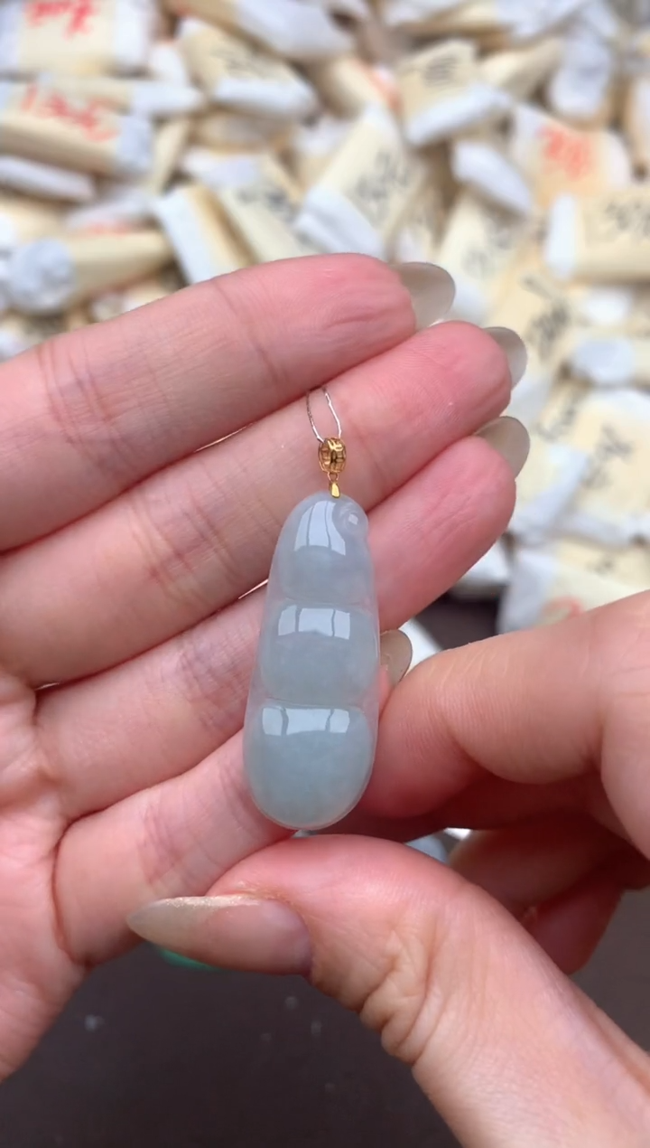 【闪购商品】翡翠挂件18K金镶嵌—