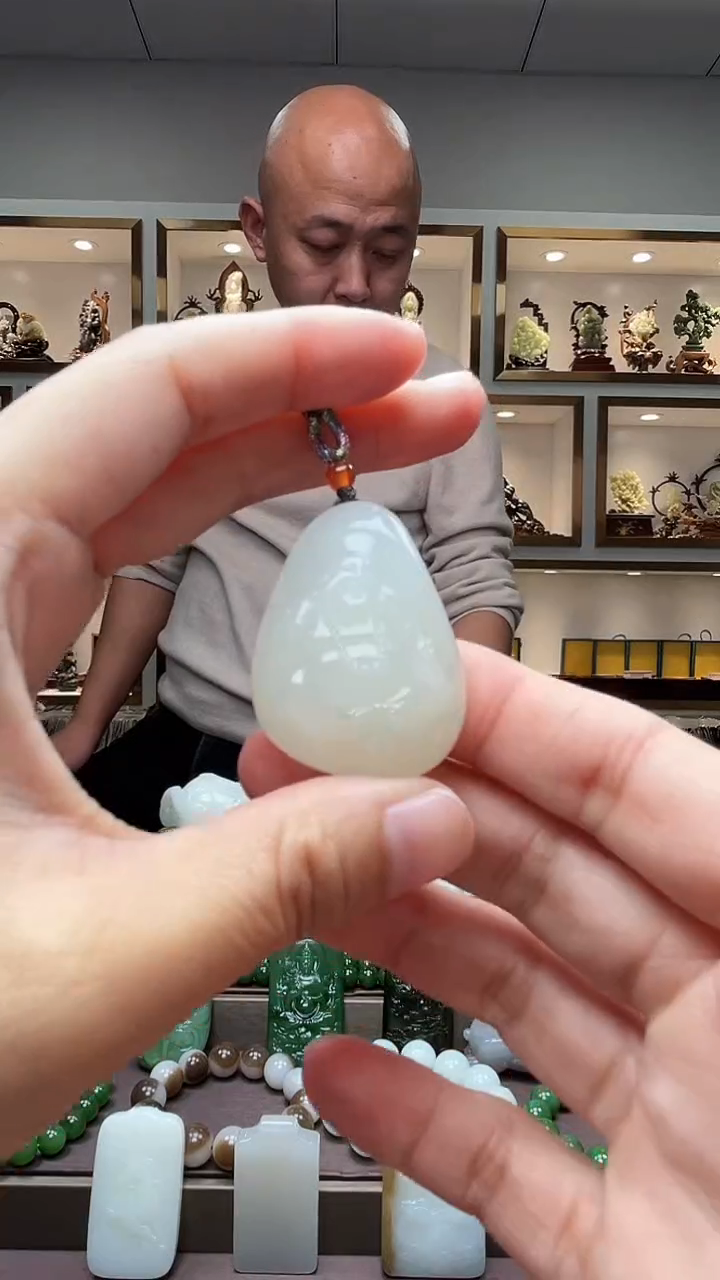 【闪购商品】和田玉颈饰未镶嵌苏