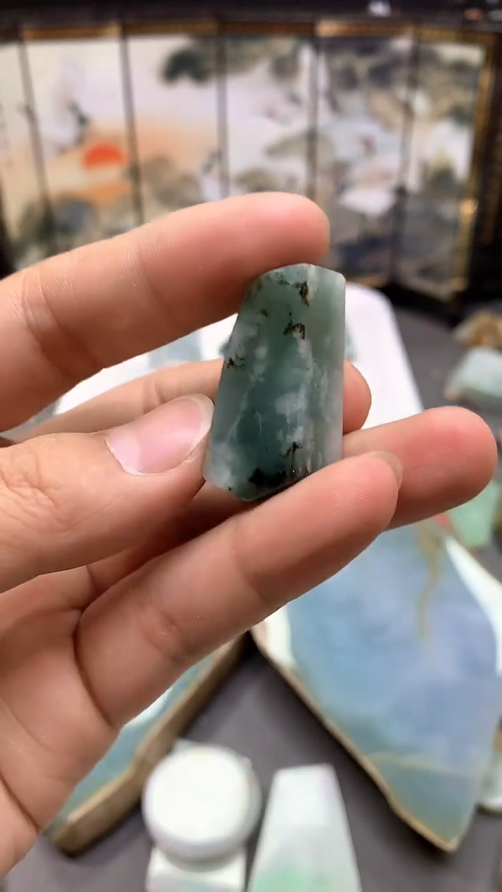 【闪购商品】翡翠耳饰未镶嵌天然翡翠A货