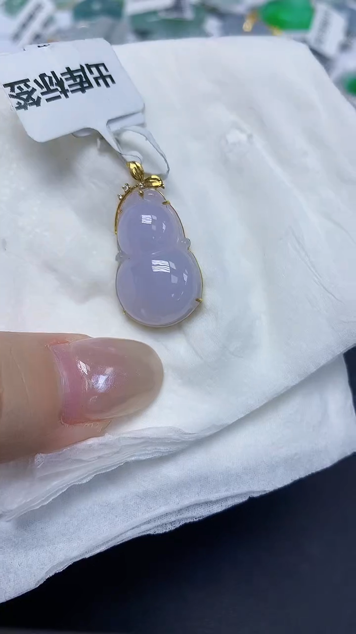 翡翠18K金镶嵌颈饰天然缅甸翡翠A货