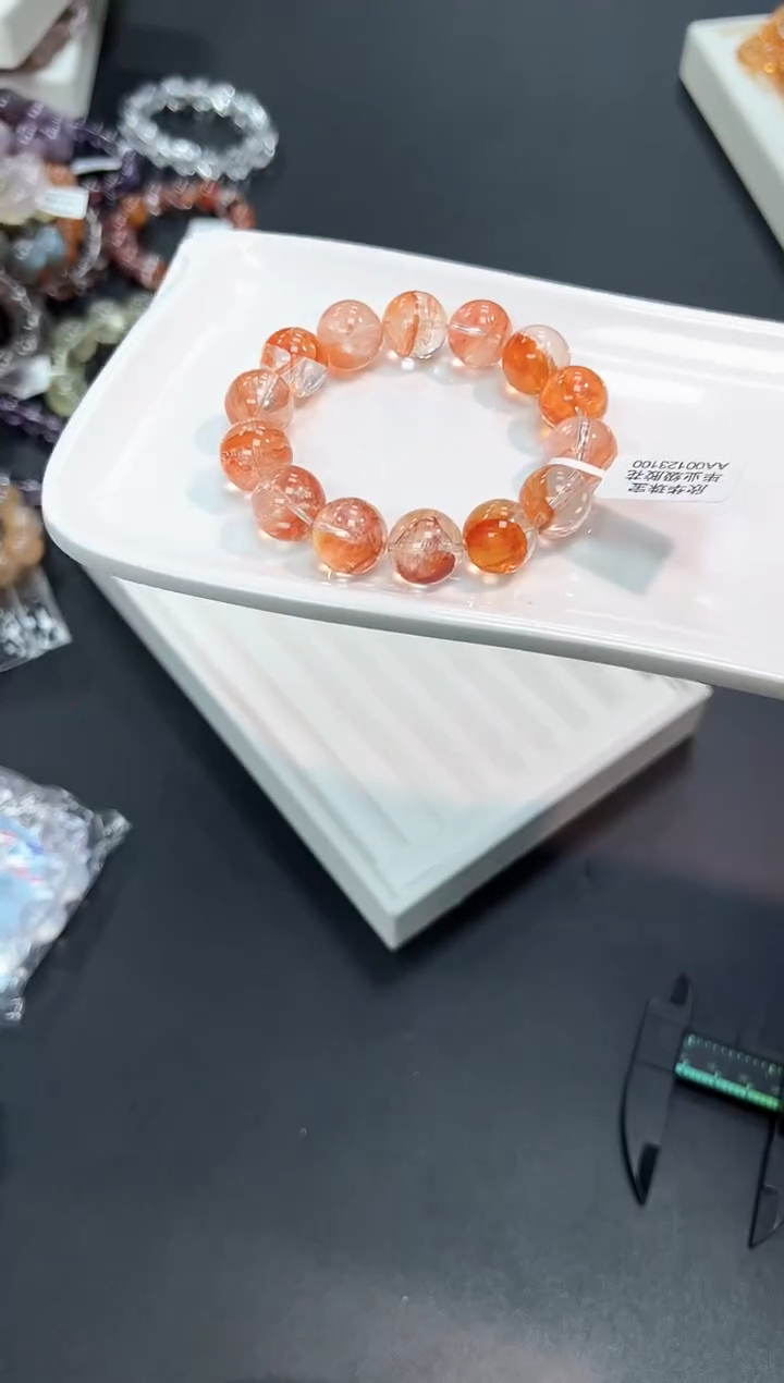 【闪购商品】水晶手串未镶嵌34V多样性发其一1条默认微瑕