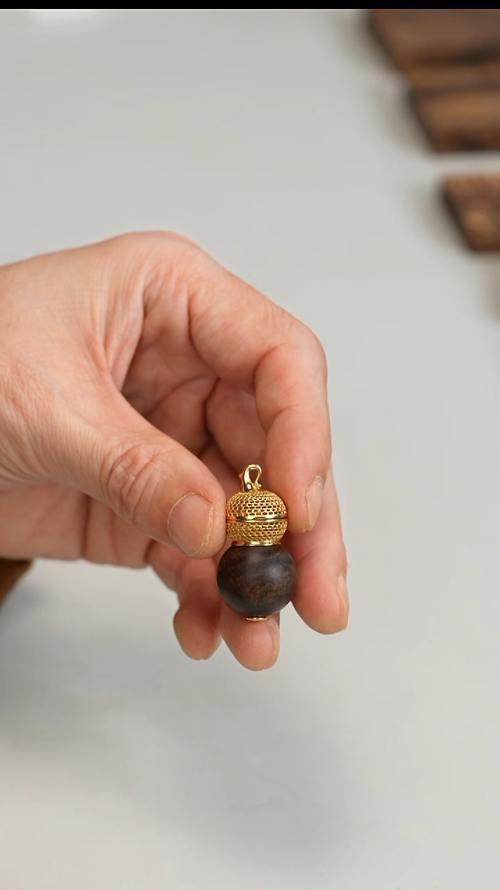 沉香沉香碎屑莱特18mm+沉水镶嵌葫芦