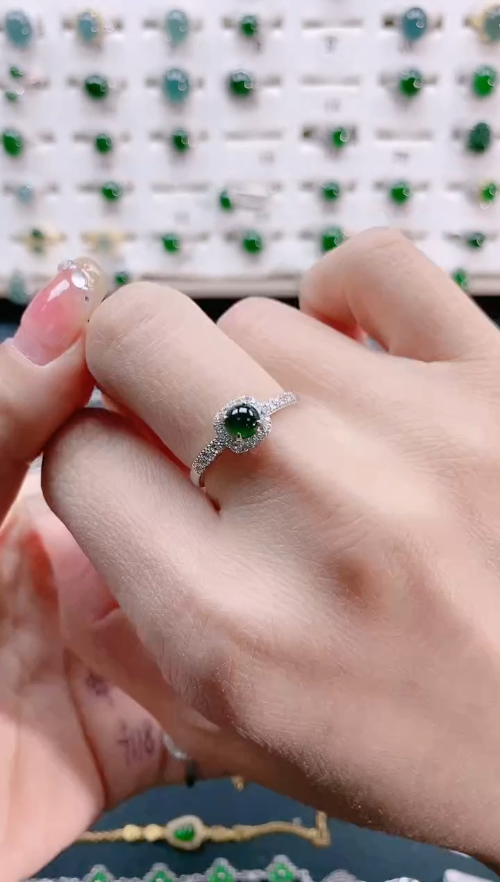 【闪购商品】翡翠戒指银S925镶嵌天然翡翠
