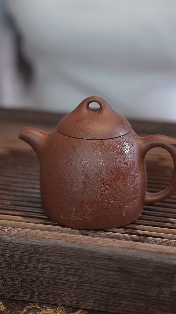茶壶紫砂秦权 半手工 雕刻 220cc