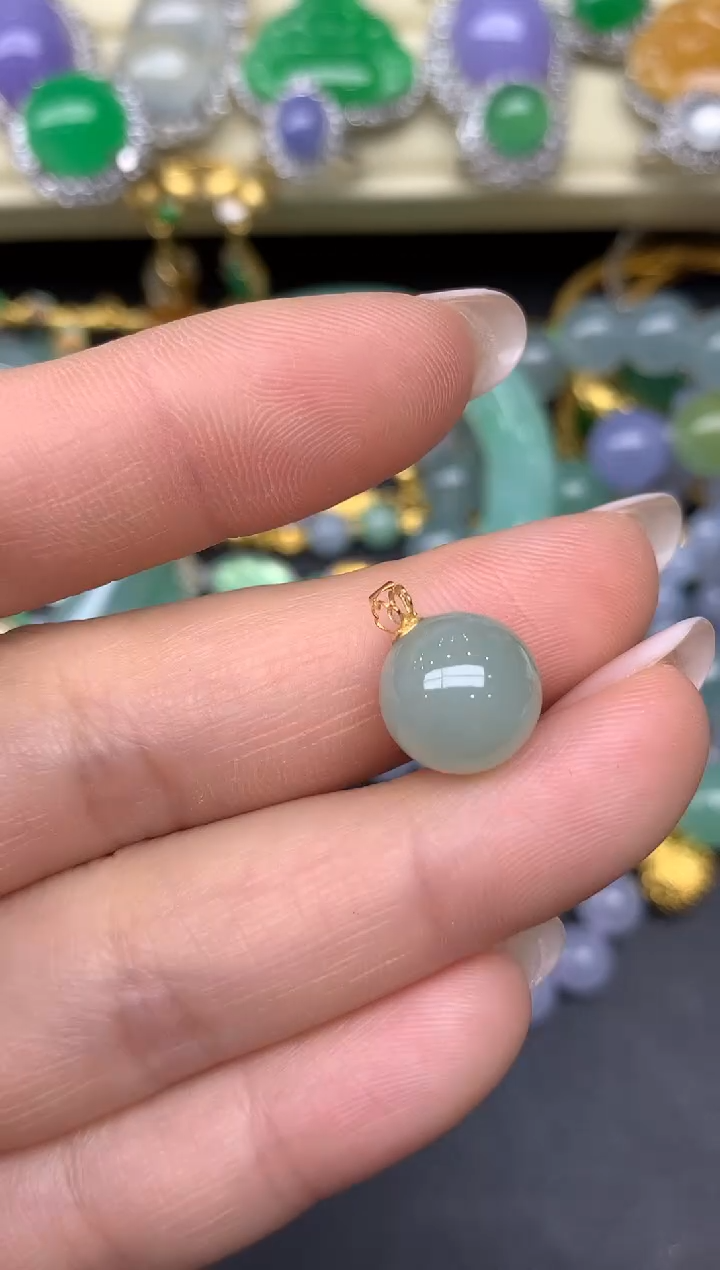 翡翠18K金镶嵌颈饰65-雪姐翡翠天天见