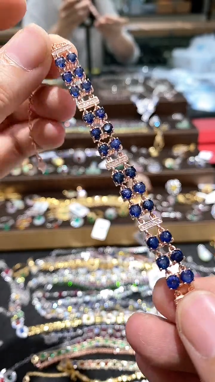 【闪购商品】蓝宝石手链银S925镶嵌手链