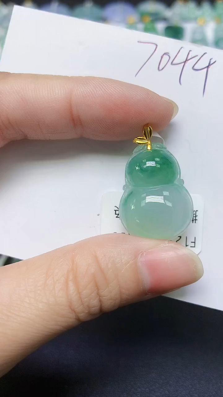 颈饰18K金镶嵌翡翠天然缅甸A货翡翠百元以上9元证书费自理