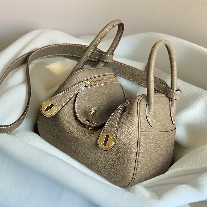 2025新款潮荔枝纹琳迪包mini软皮女包枕头包单肩斜挎包手提医生包