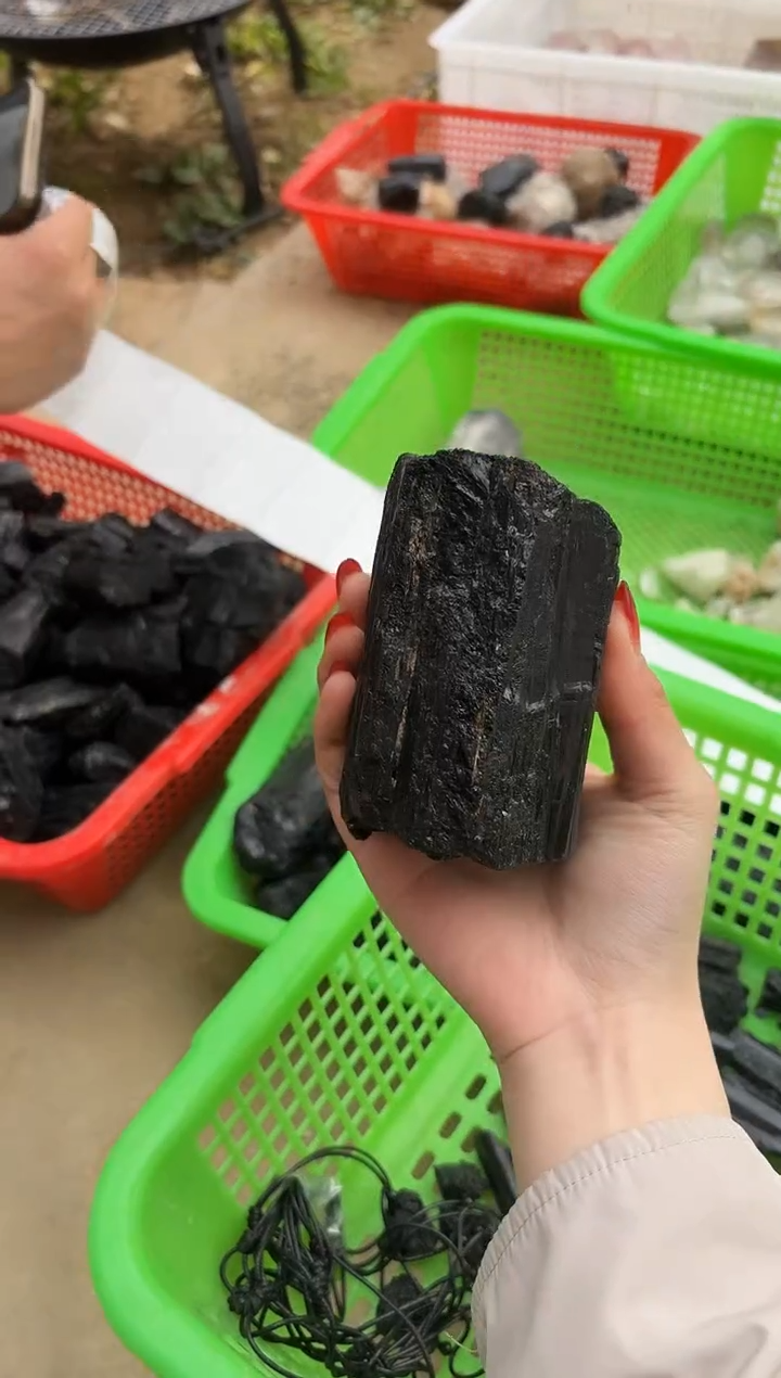 【闪购商品】碧玺摆件未镶嵌碧玺538