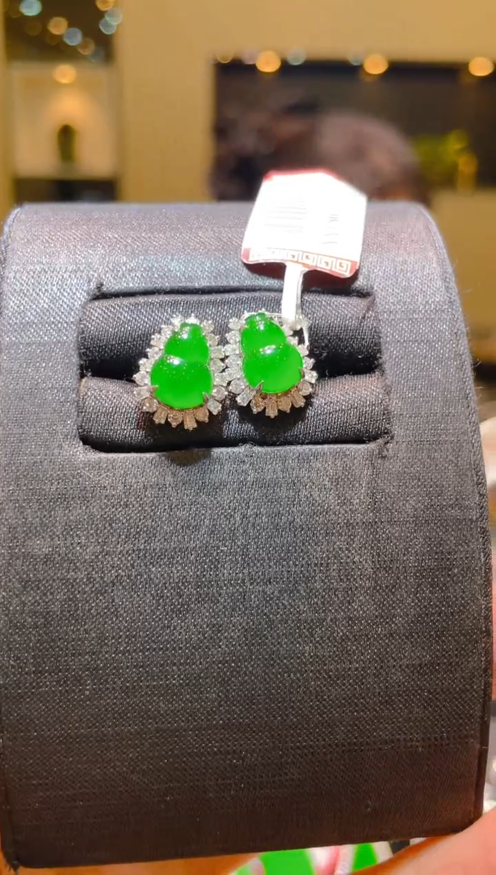 翡翠18K金镶嵌吊坠(不含链)A99