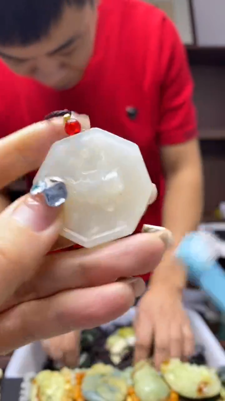 未镶嵌岫玉挂件 