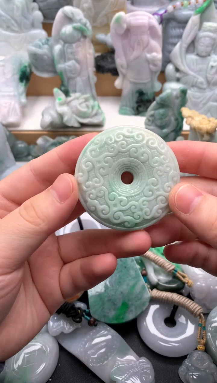 吊坠(不含链)未镶嵌翡翠1