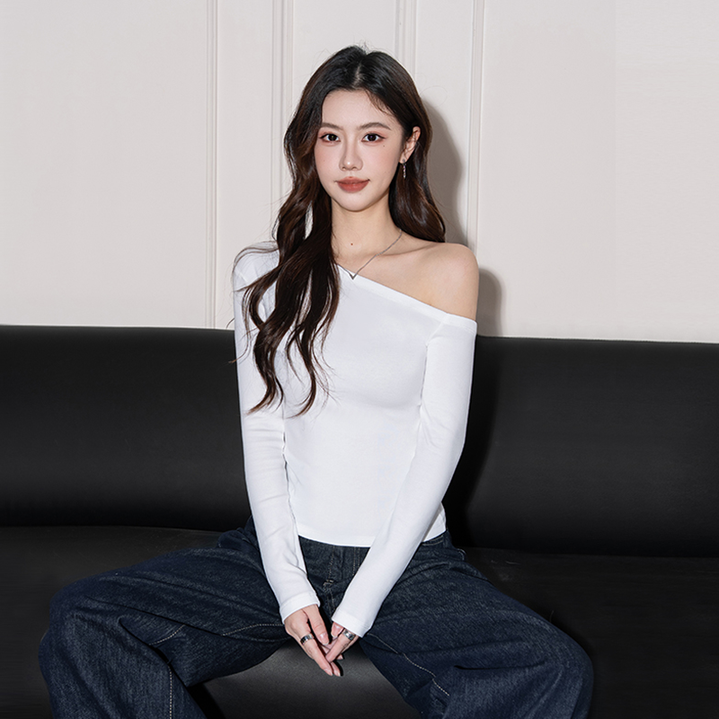 HI白色斜肩打底衫女内搭秋冬2025新款洋气修身长袖打底上衣TJ2448