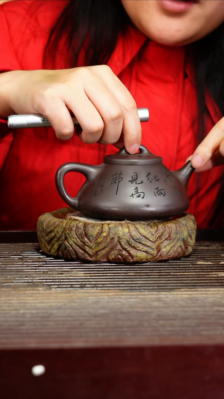 宜兴原矿紫砂壶茶壶宜兴原矿紫砂壶茶壶220C