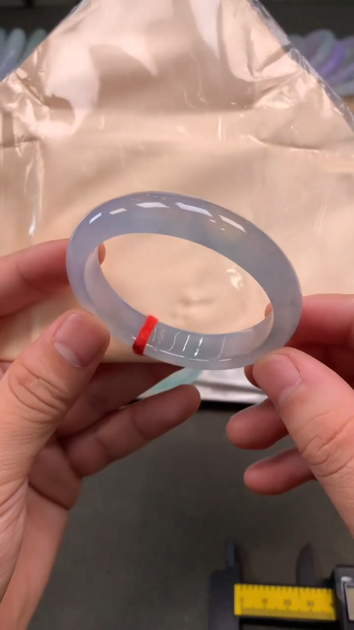 【闪购商品】翡翠手镯（贵妃镯）未镶嵌手镯