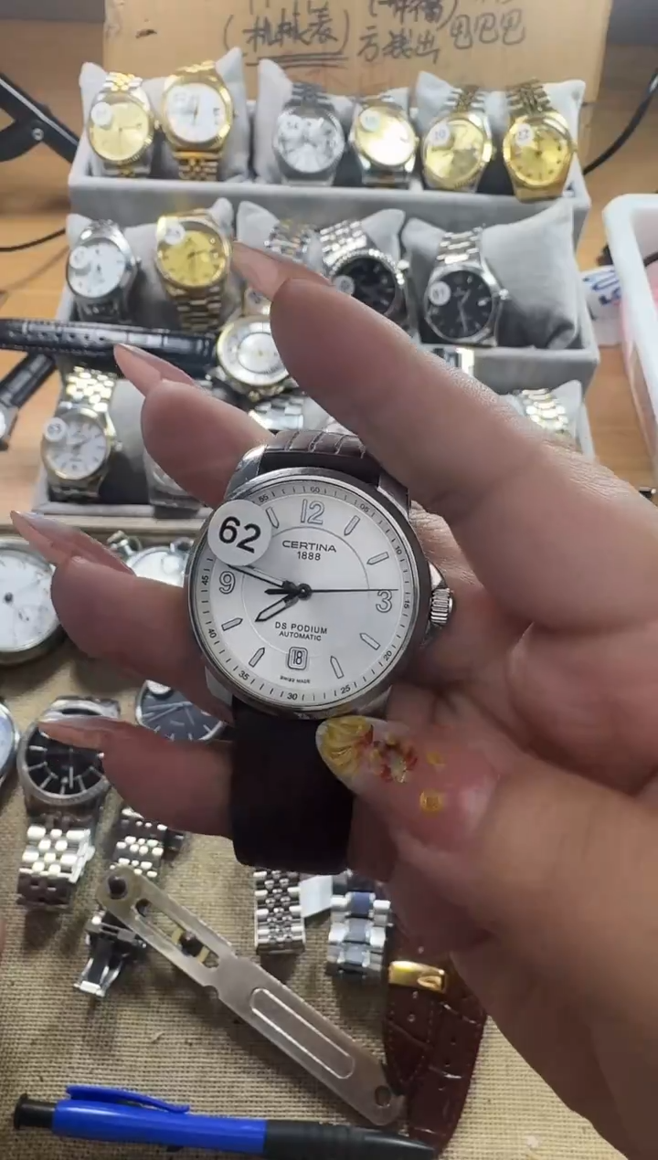 机械机芯金属钢手表配件，拆件用的，需要洗油保养