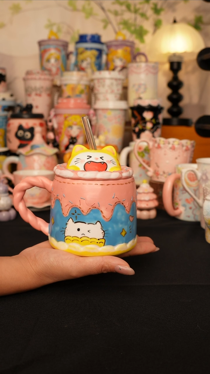 陶景德镇手绘的杯子 