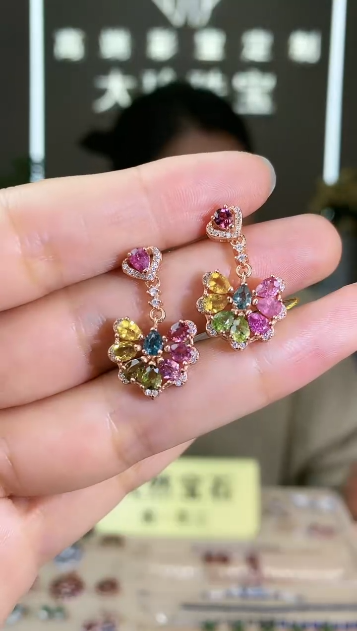 【闪购商品】碧玺耳饰银S925镶嵌耳饰