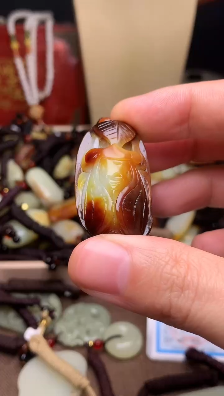 颈饰未镶嵌和田玉新疆料青海料清水和田玉吊坠