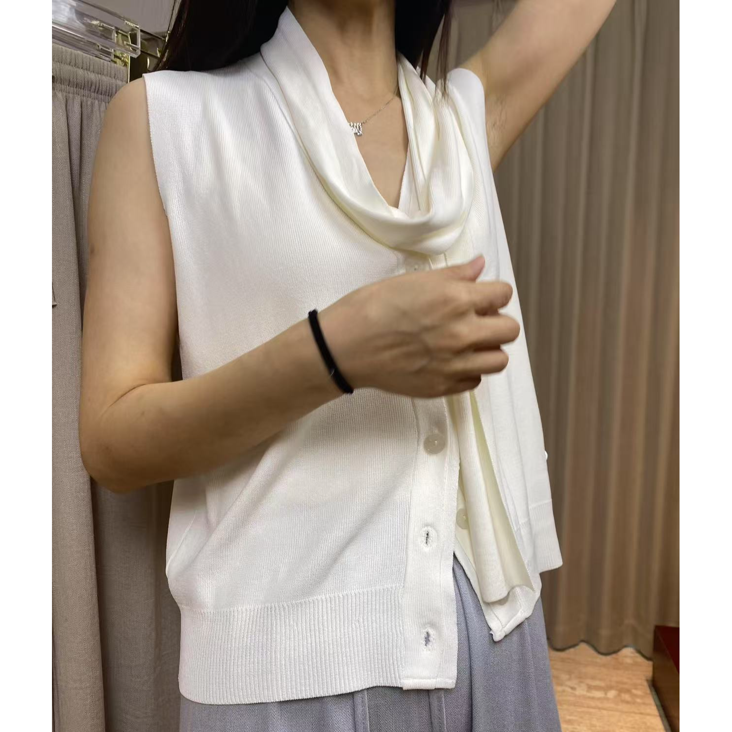 设计感无袖女装夏天凉爽