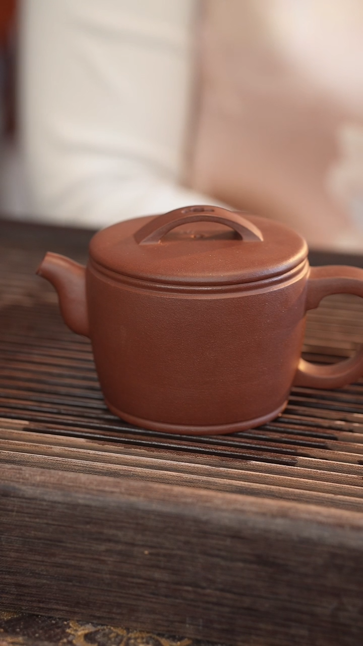 茶壶紫砂汉瓦 半手工 220cc