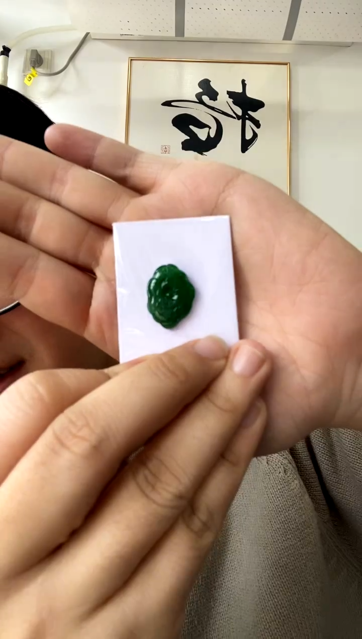 【闪购商品】定制翡翠未镶嵌挂件