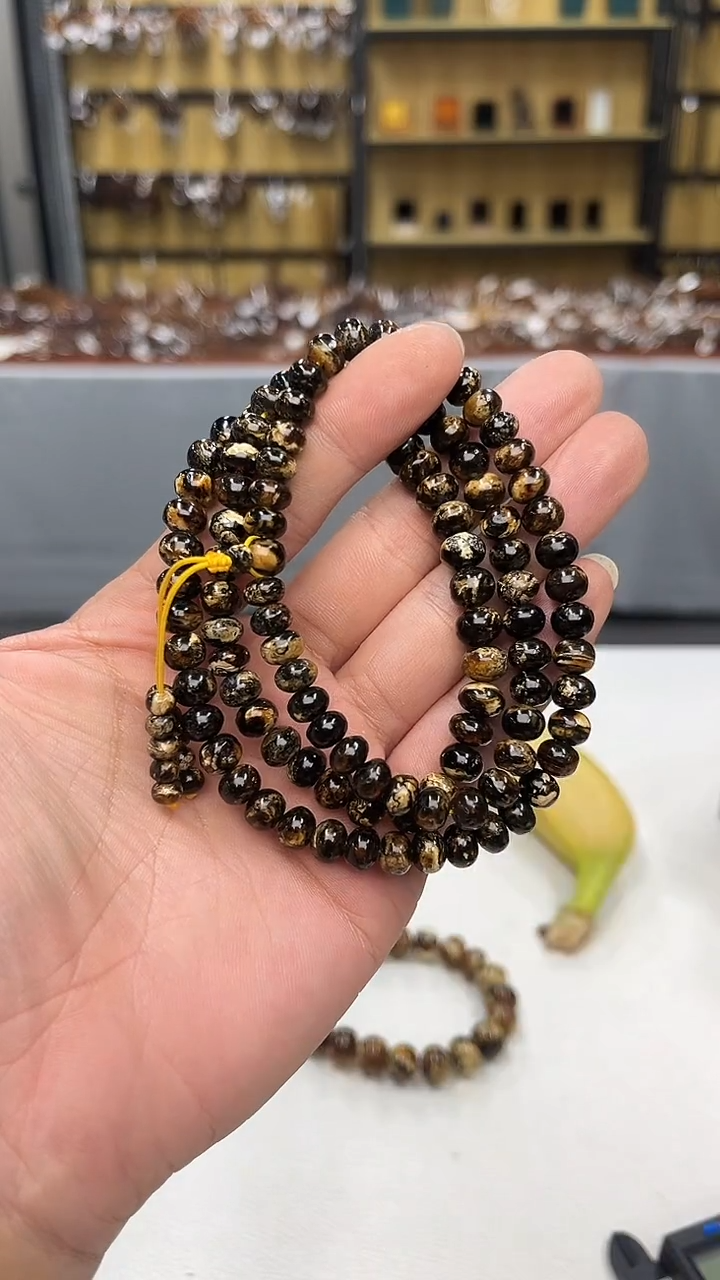 裸石琥珀未镶嵌?****师抚顺琥珀7+花珀多样性发其一