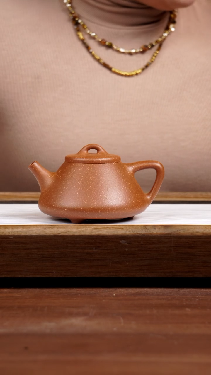 【闪购商品】紫砂茶壶黄降子冶250CC