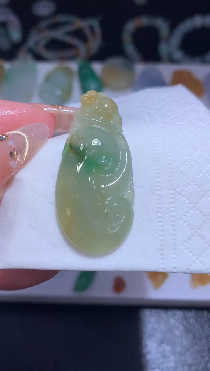 未镶嵌定制翡翠如意