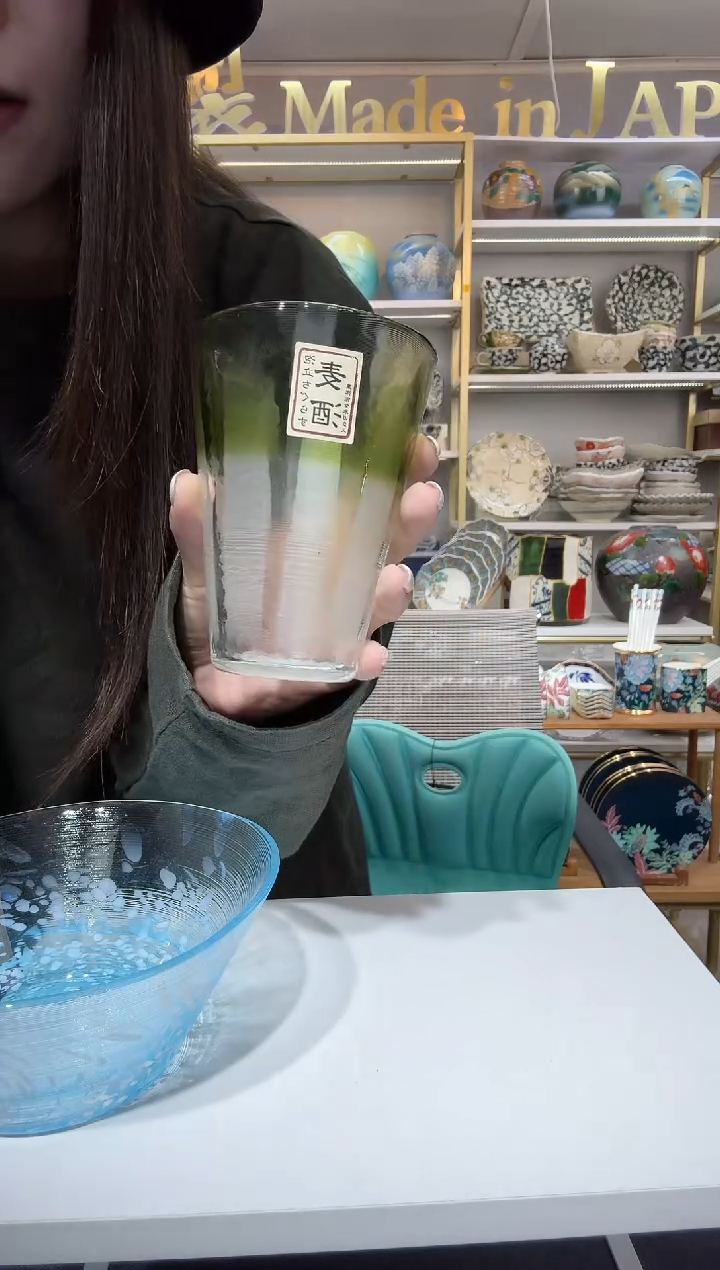 陶瓷300ml阔口杯-杯口淡绿一只