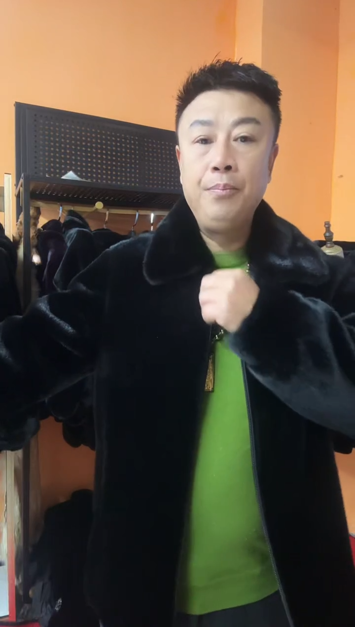 翻领  190斤  男款
