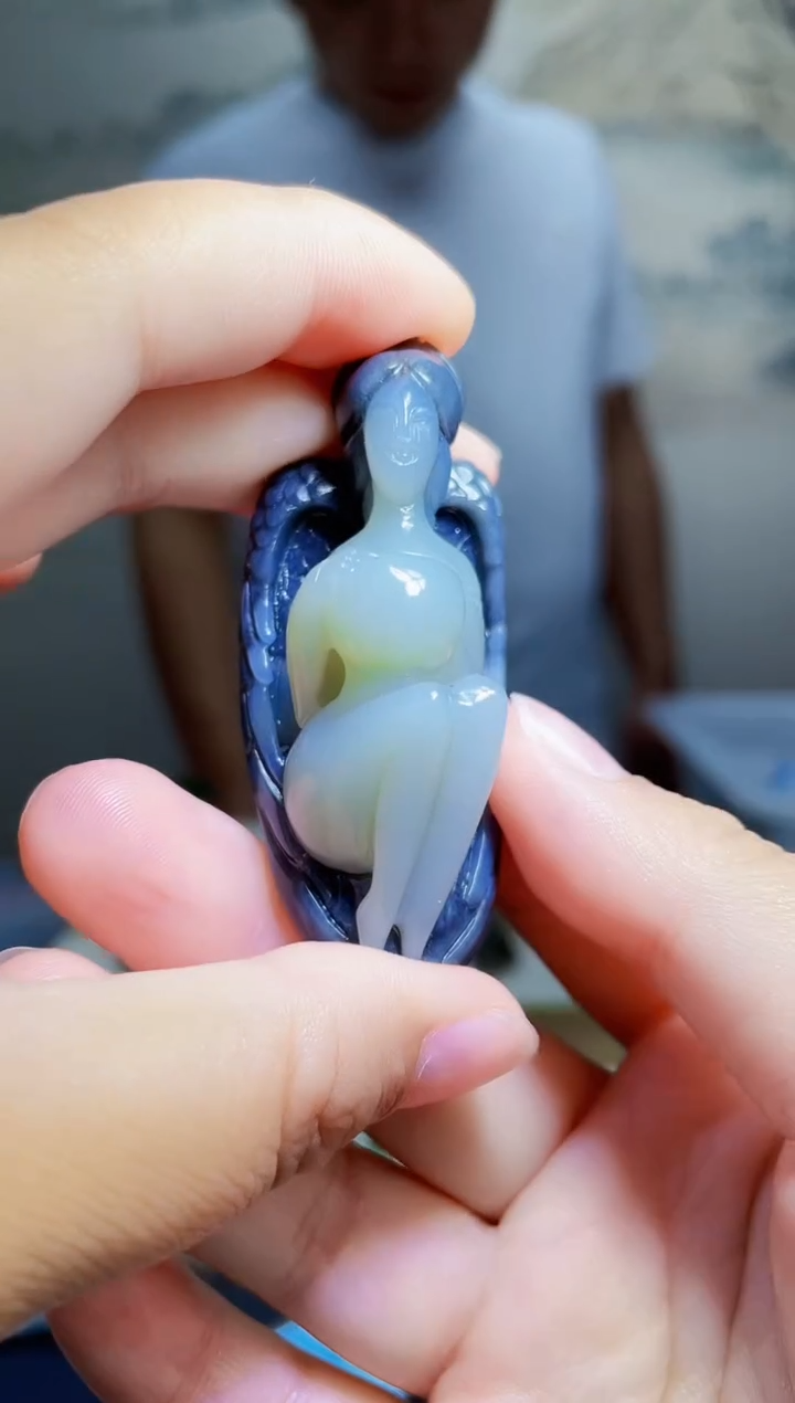 和田玉未镶嵌颈饰1