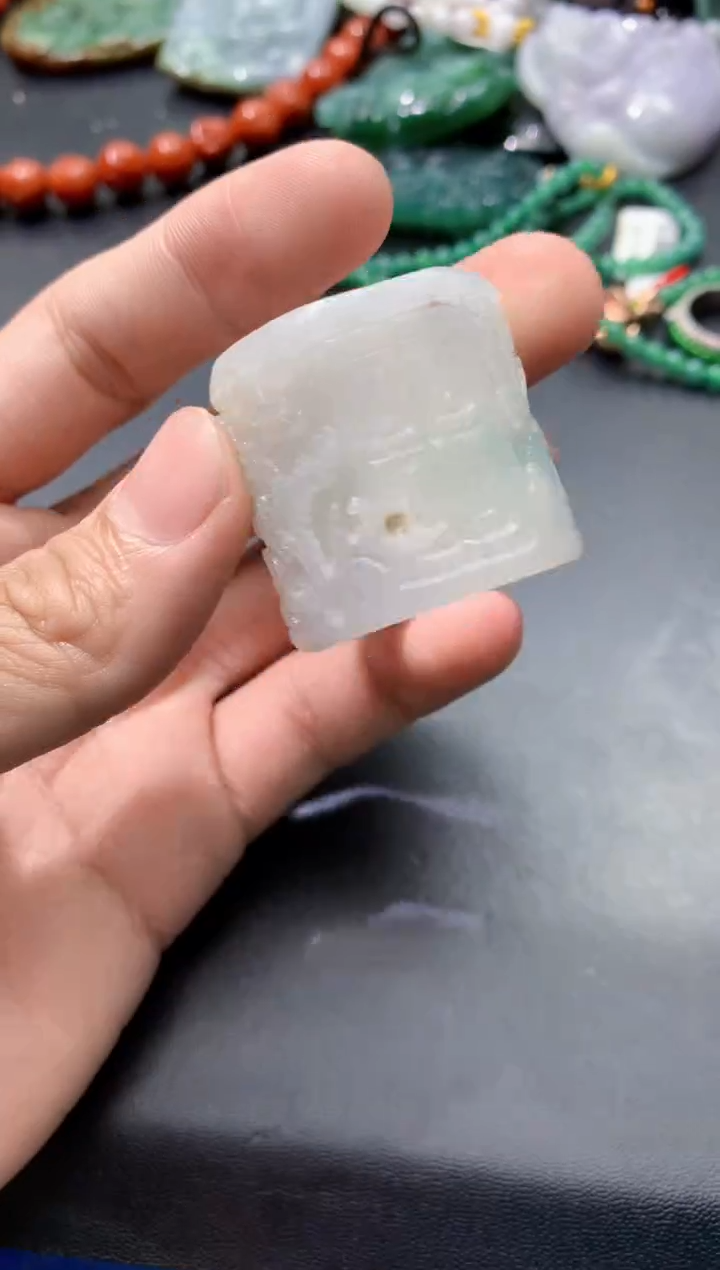 颈饰未镶嵌翡翠天然缅甸翡翠a货