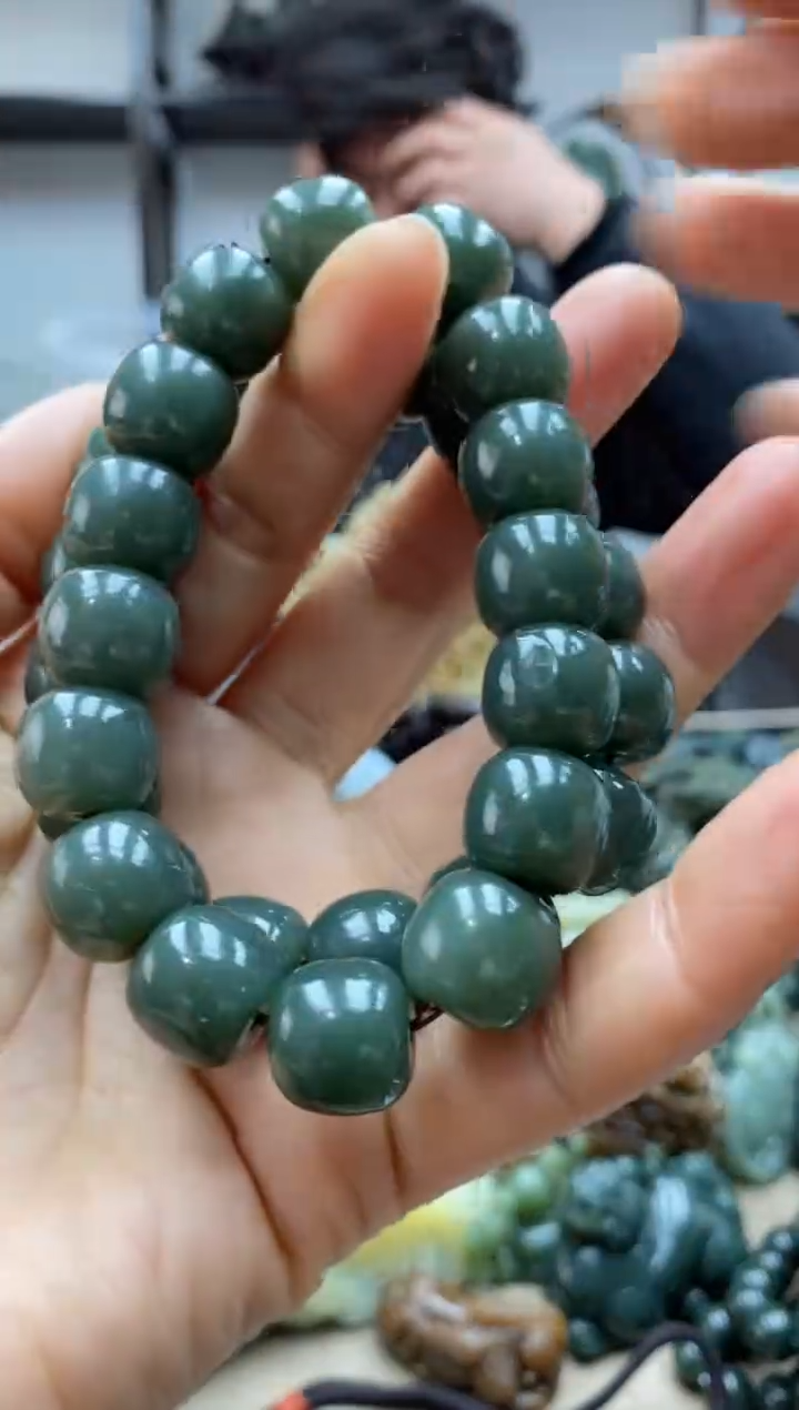 【闪购商品】和田玉手串未镶嵌14拍一发一，多样性发货