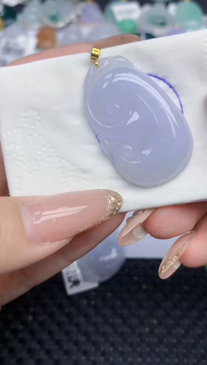 颈饰18K金镶嵌翡翠18   天然翡翠A货  百元以上9米证书费自理