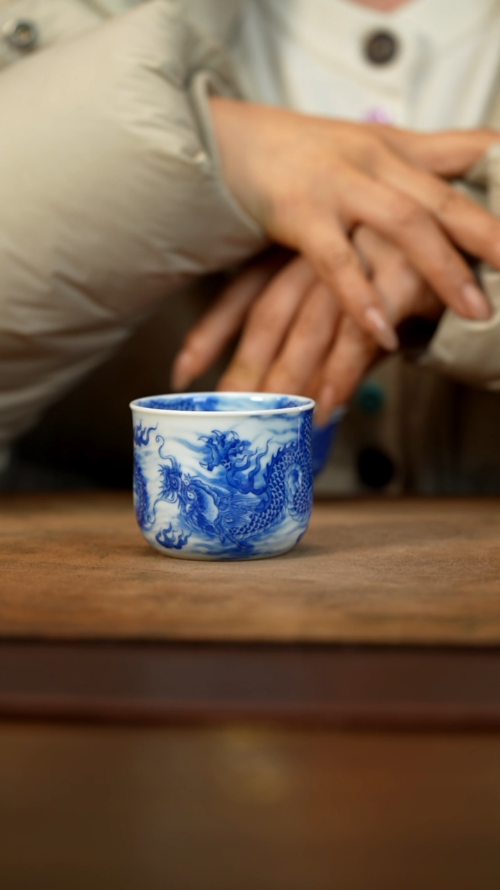 【闪购商品】青花祥云龙纹主人杯